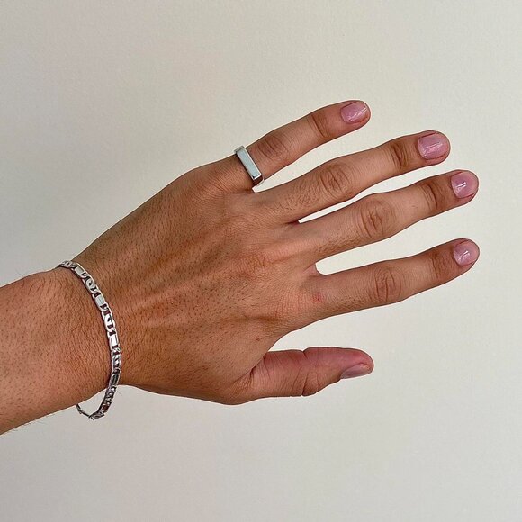 silver classy signet flat bar ring - Picture 3 of 8